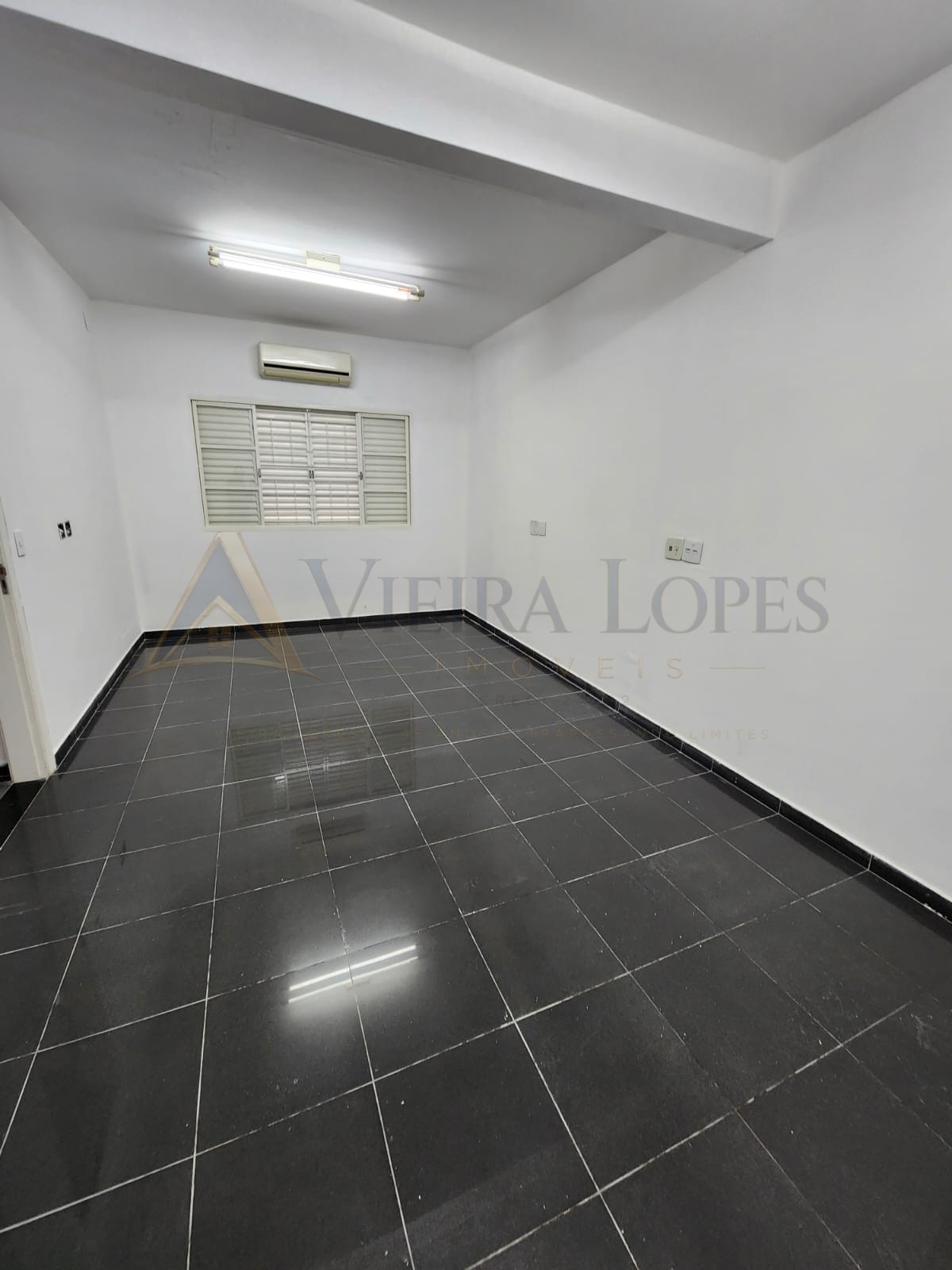 Sobrado comercial, Av. Orosimbo Maia, excelente localizção