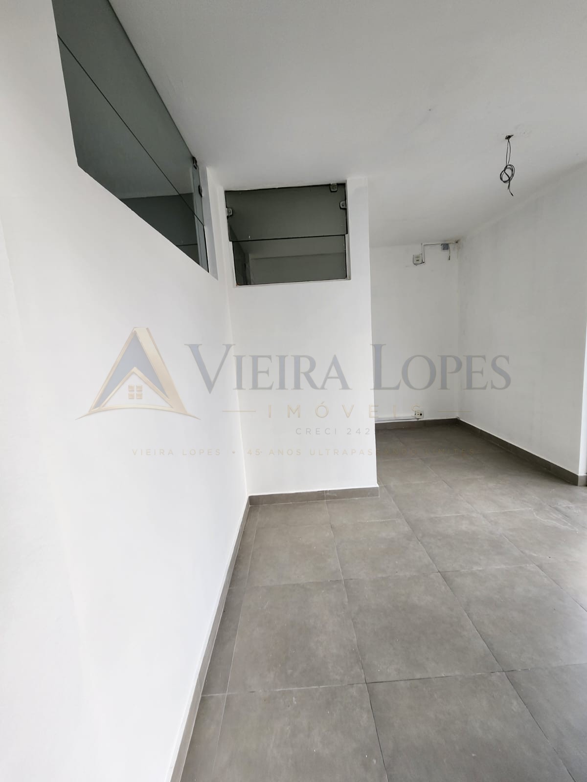 Sobrado comercial, Av. Orosimbo Maia, excelente localizção