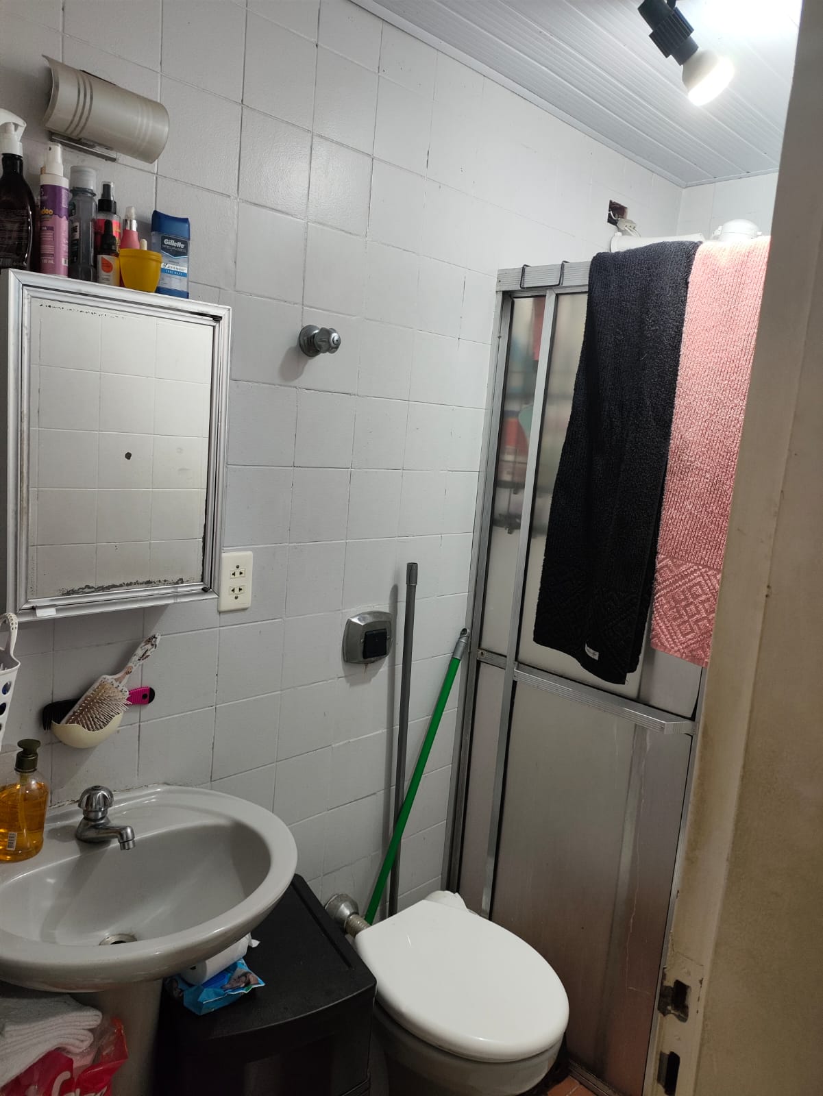 Kitnet para Venda Guanabara, óyima localização