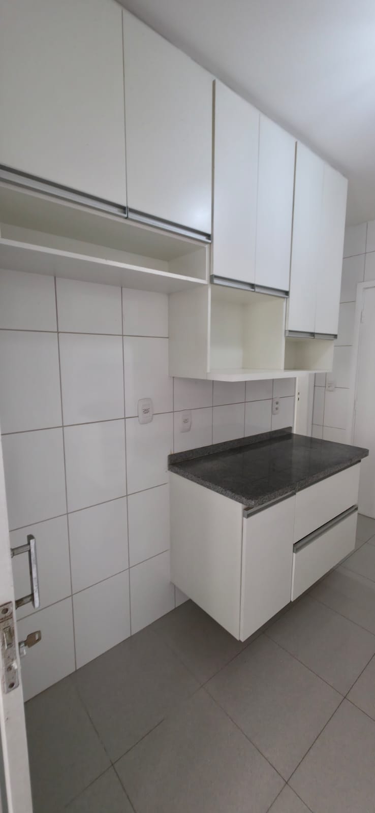 Apartamento 2 dormitórios no Cambuí.
