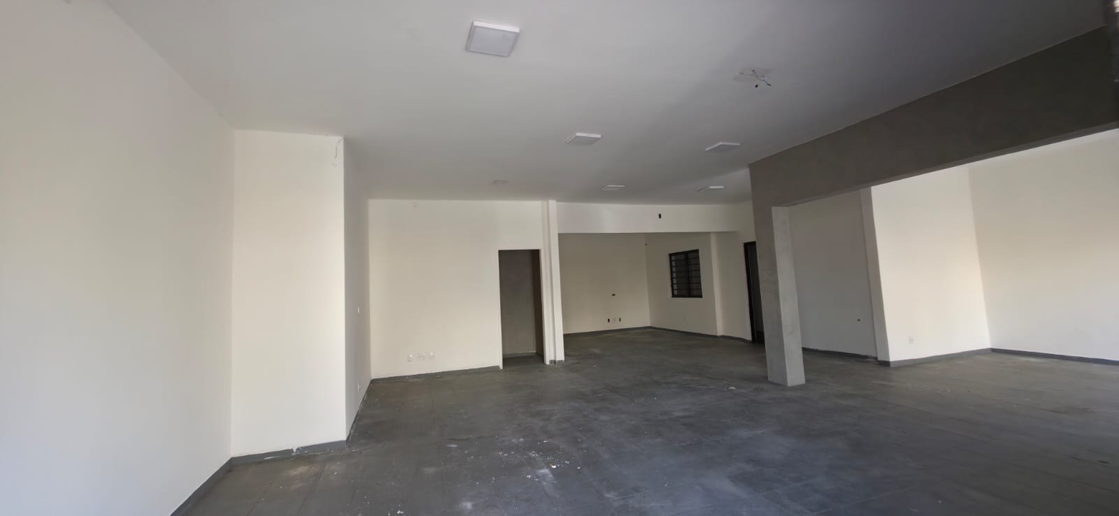 Ponto Comercial em uma das melhores avenidas da cidade.