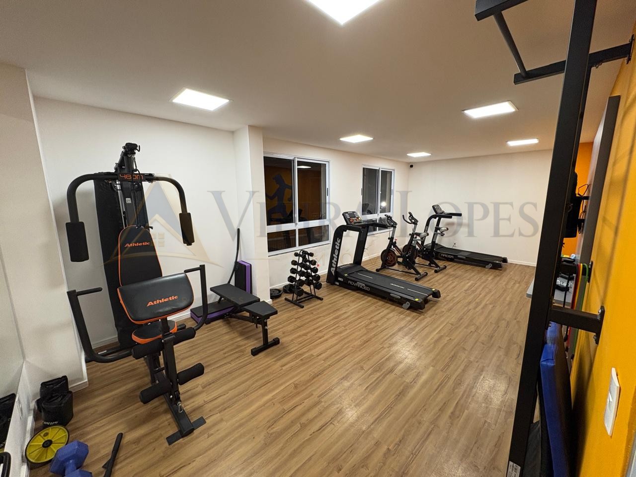 Apartamento de 2 dormitórios - Jardim Flamboyant
