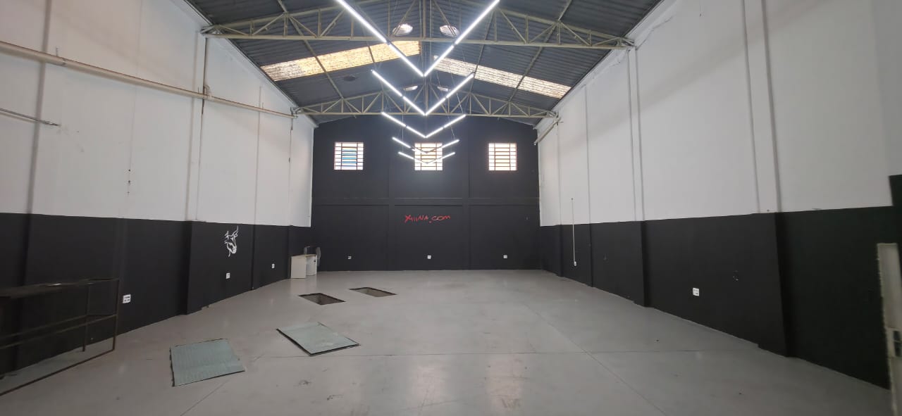 Barracão Comercial / Industrial para locação no Pq. Via Norte